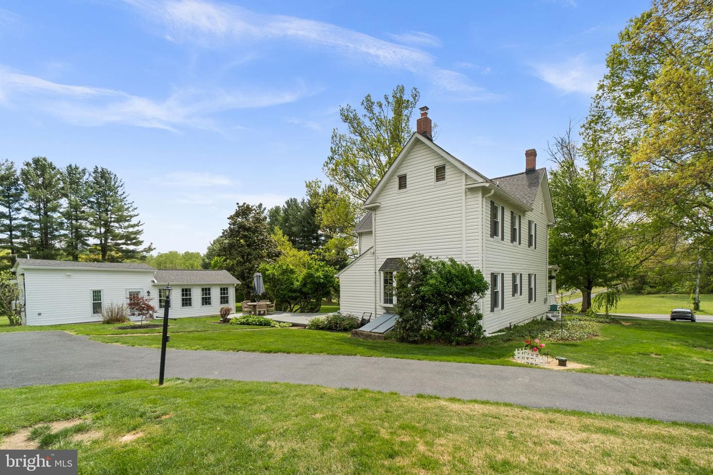 14106 Howard Road photo 43