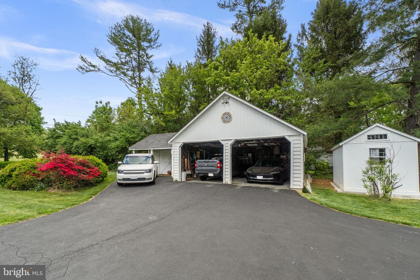 14106 Howard Road photo 44