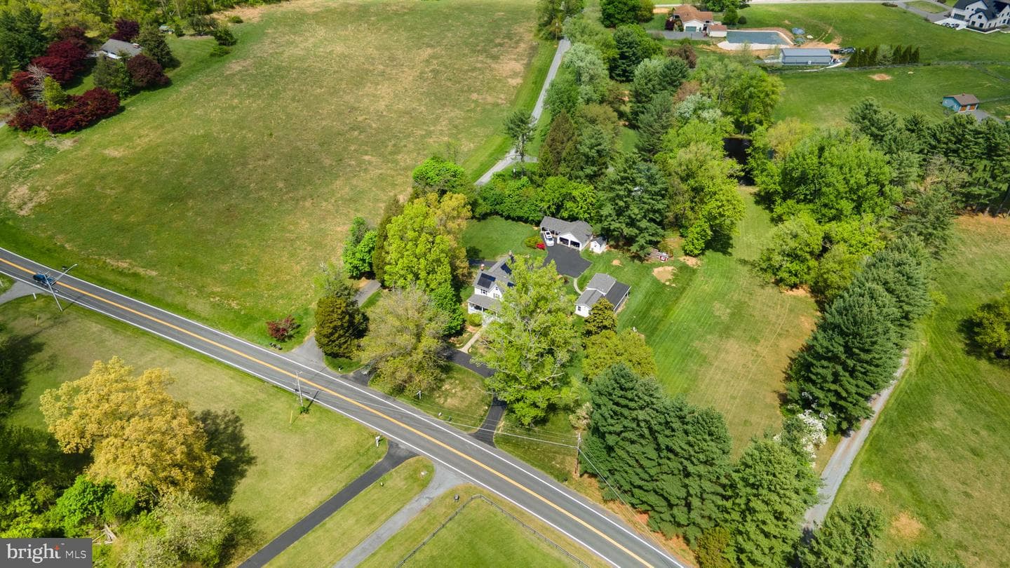 14106 Howard Road photo 46