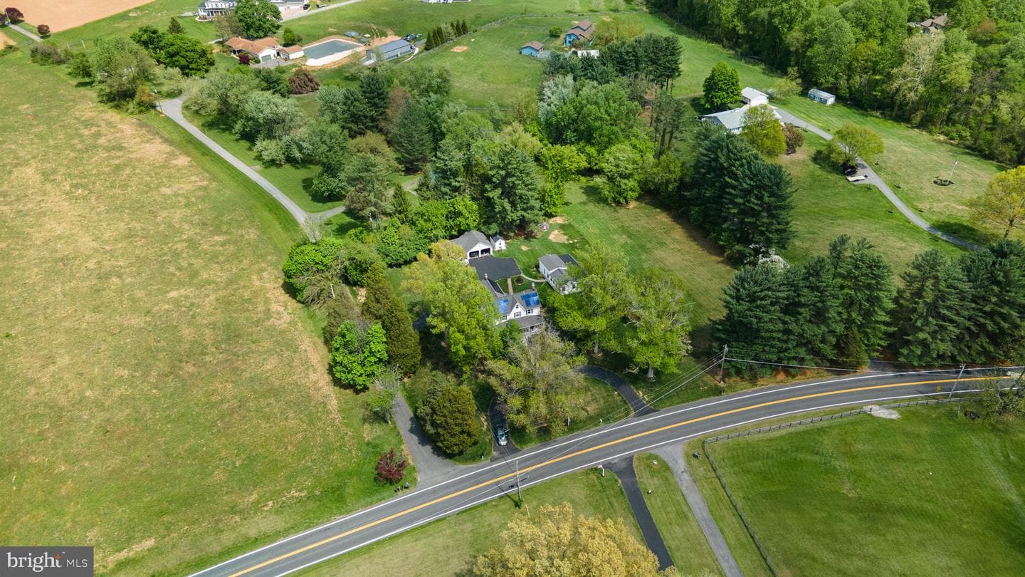 14106 Howard Road photo 47