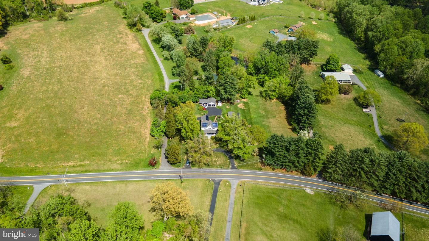14106 Howard Road photo 48