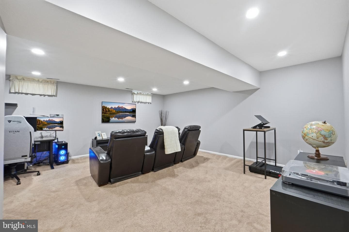 8587 Black Star Circle photo 26