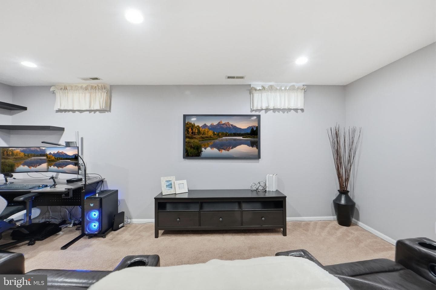 8587 Black Star Circle photo 27