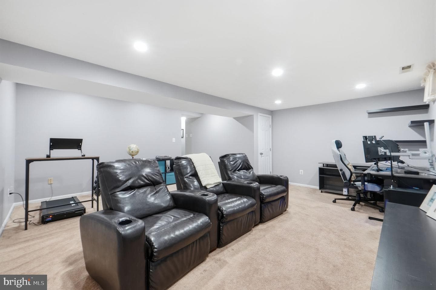 8587 Black Star Circle photo 28