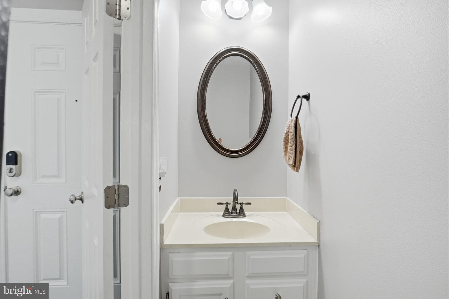 8587 Black Star Circle photo 7