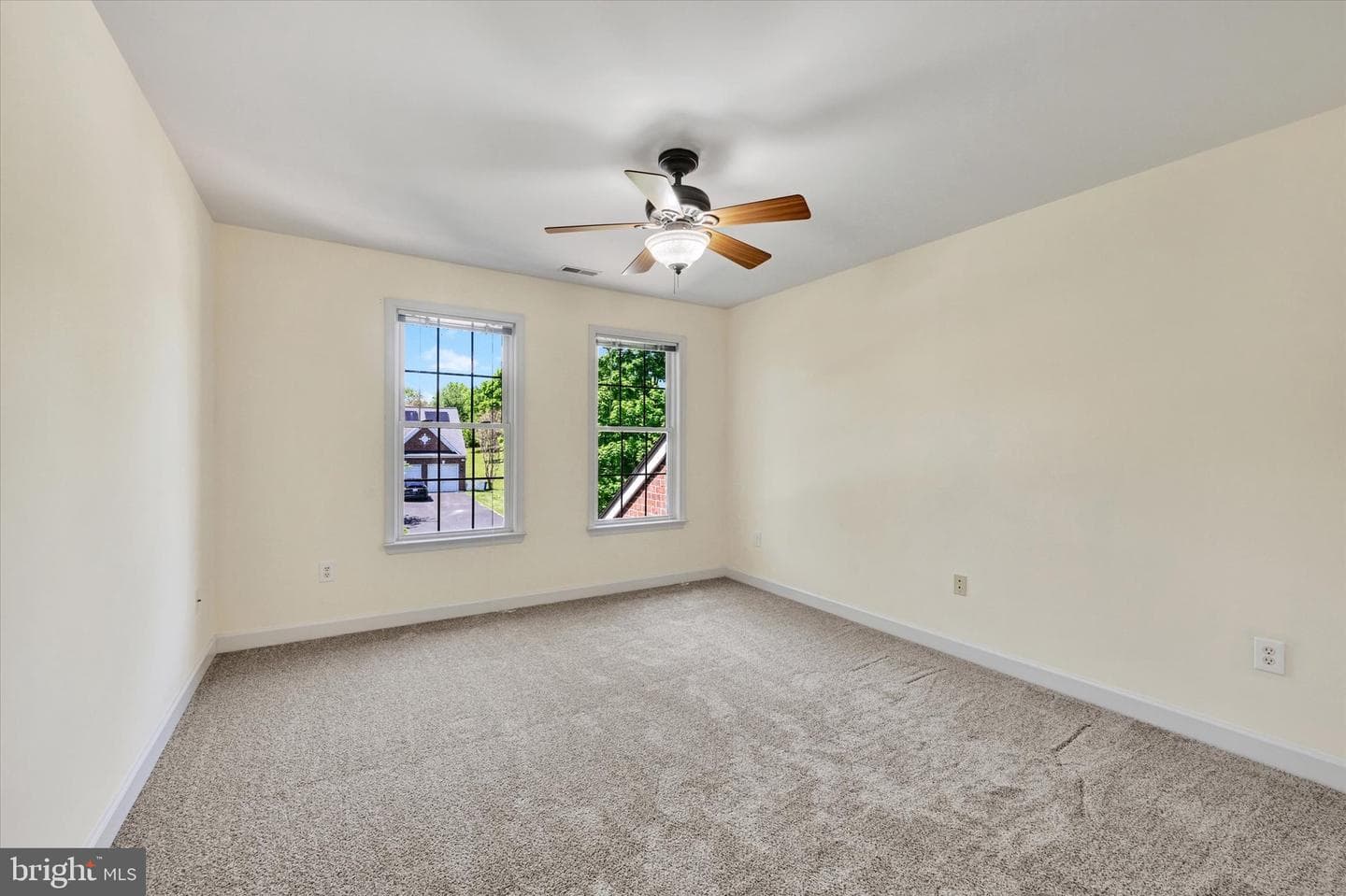 8332 Governor Grayson Way photo 26