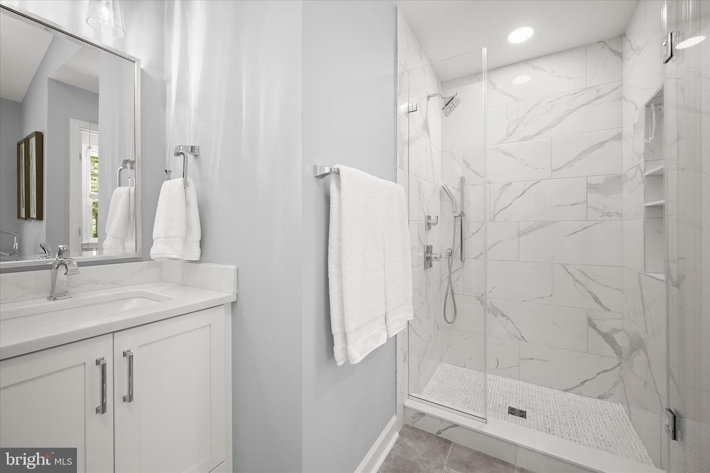 9717 Starling Road photo 27