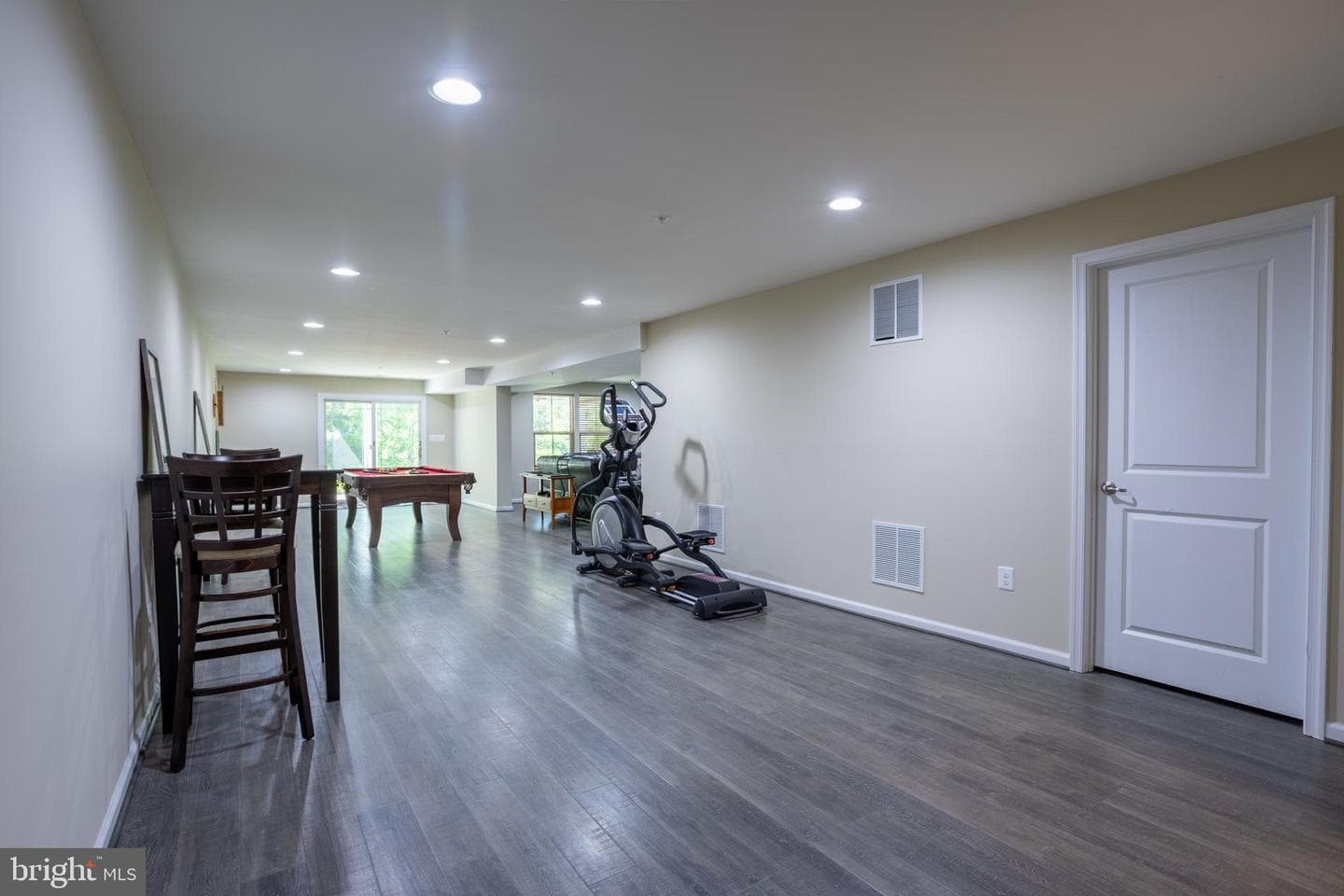 6486 Park Forest Circle photo 111