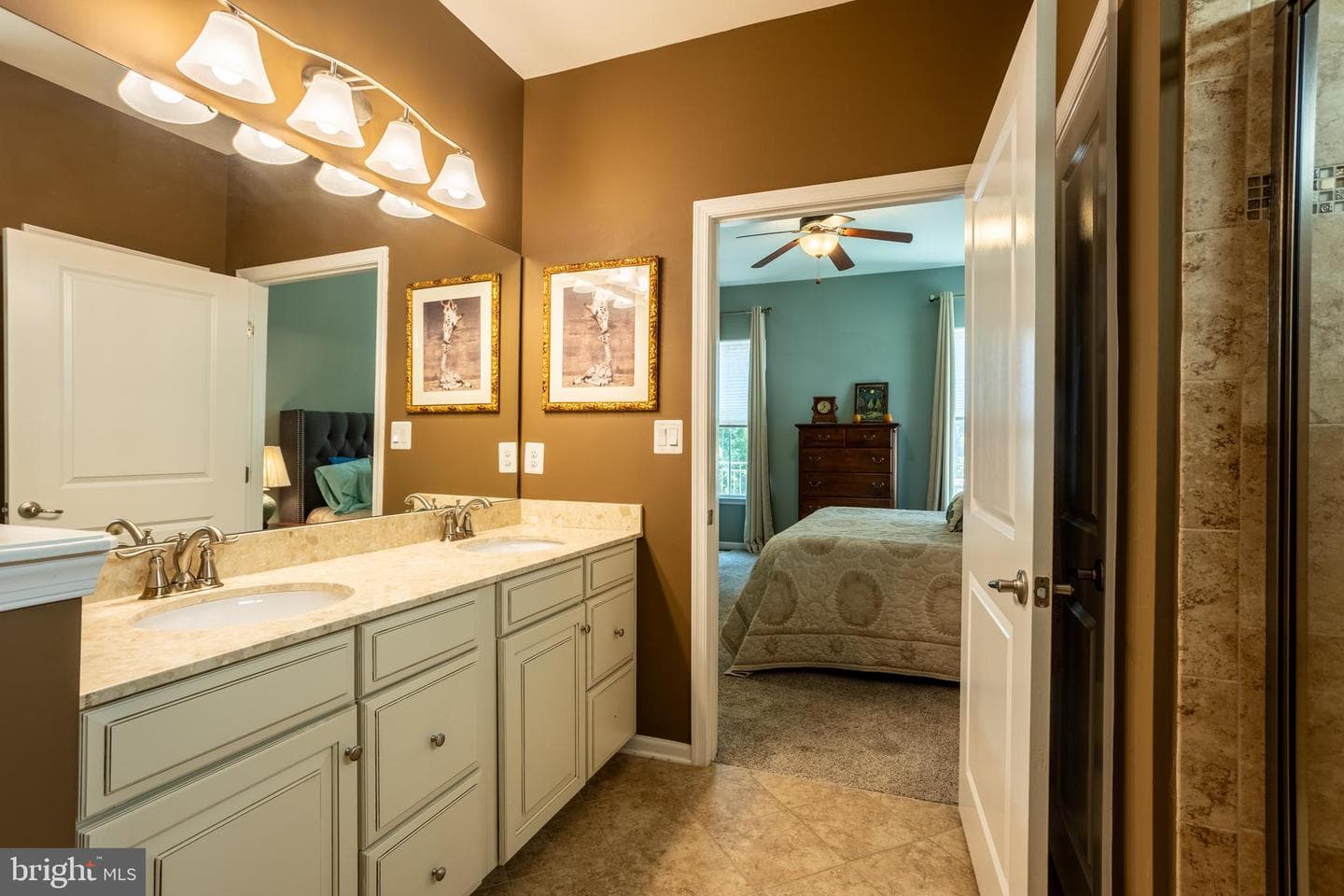 6486 Park Forest Circle photo 22