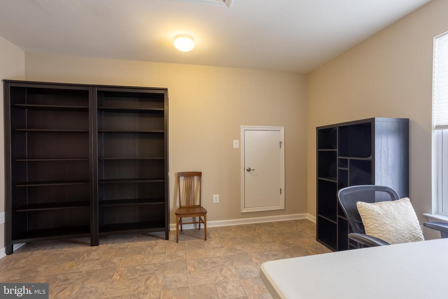 6486 Park Forest Circle photo 57