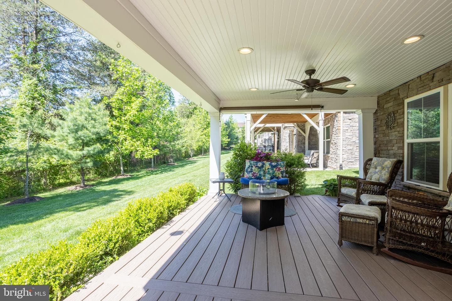 6486 Park Forest Circle photo 81