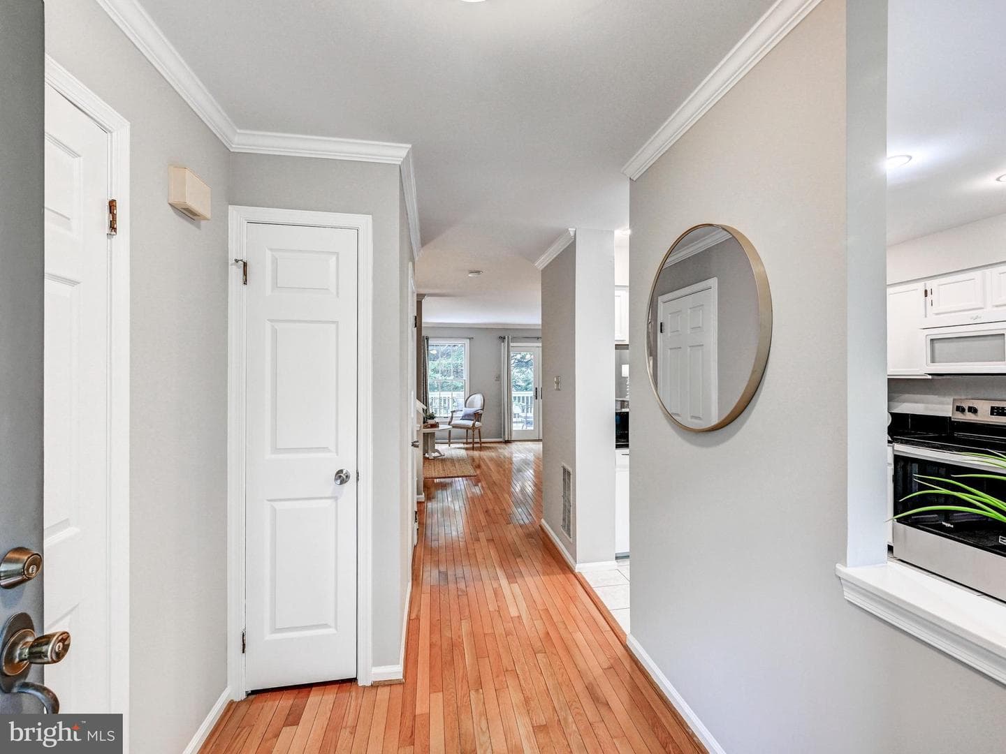 9345 Breamore Court photo 3