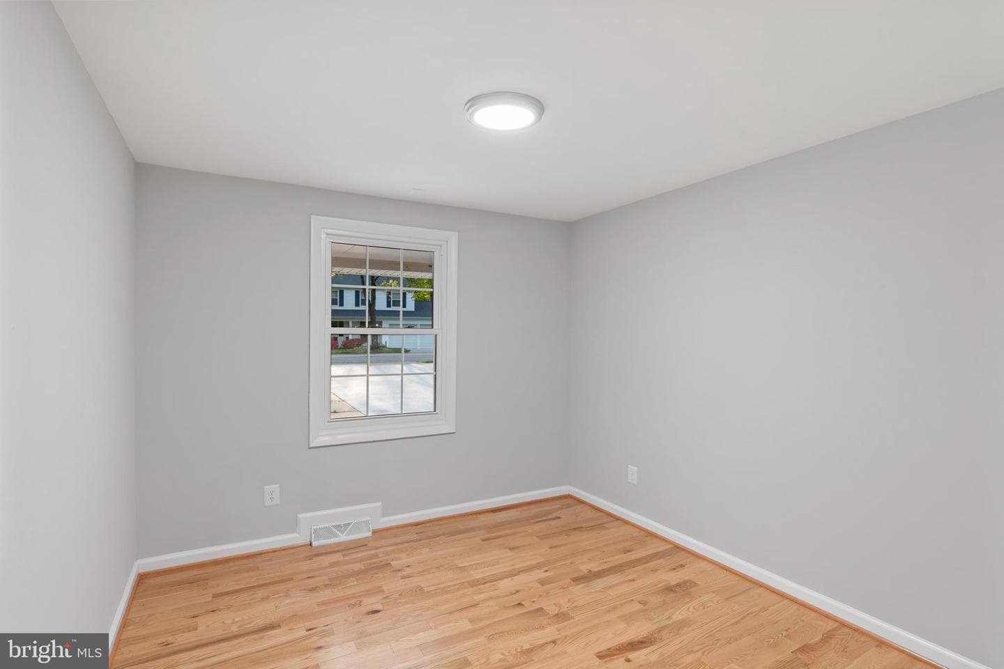 5305 Hesperus Drive photo 11