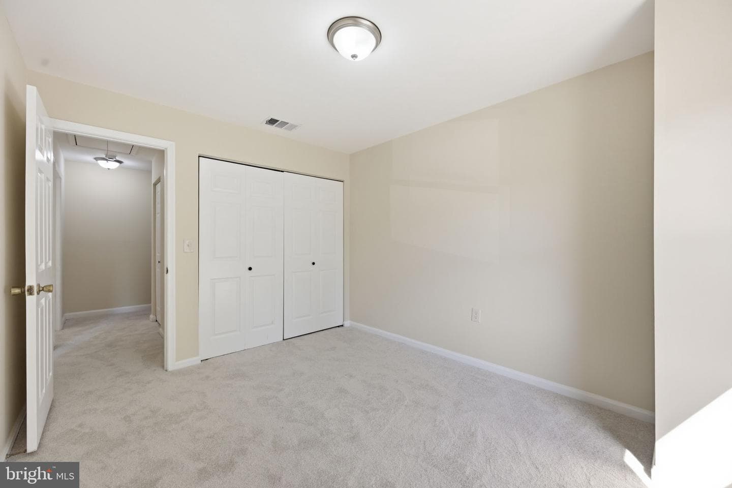 9045 N Laurel Road #k photo 16