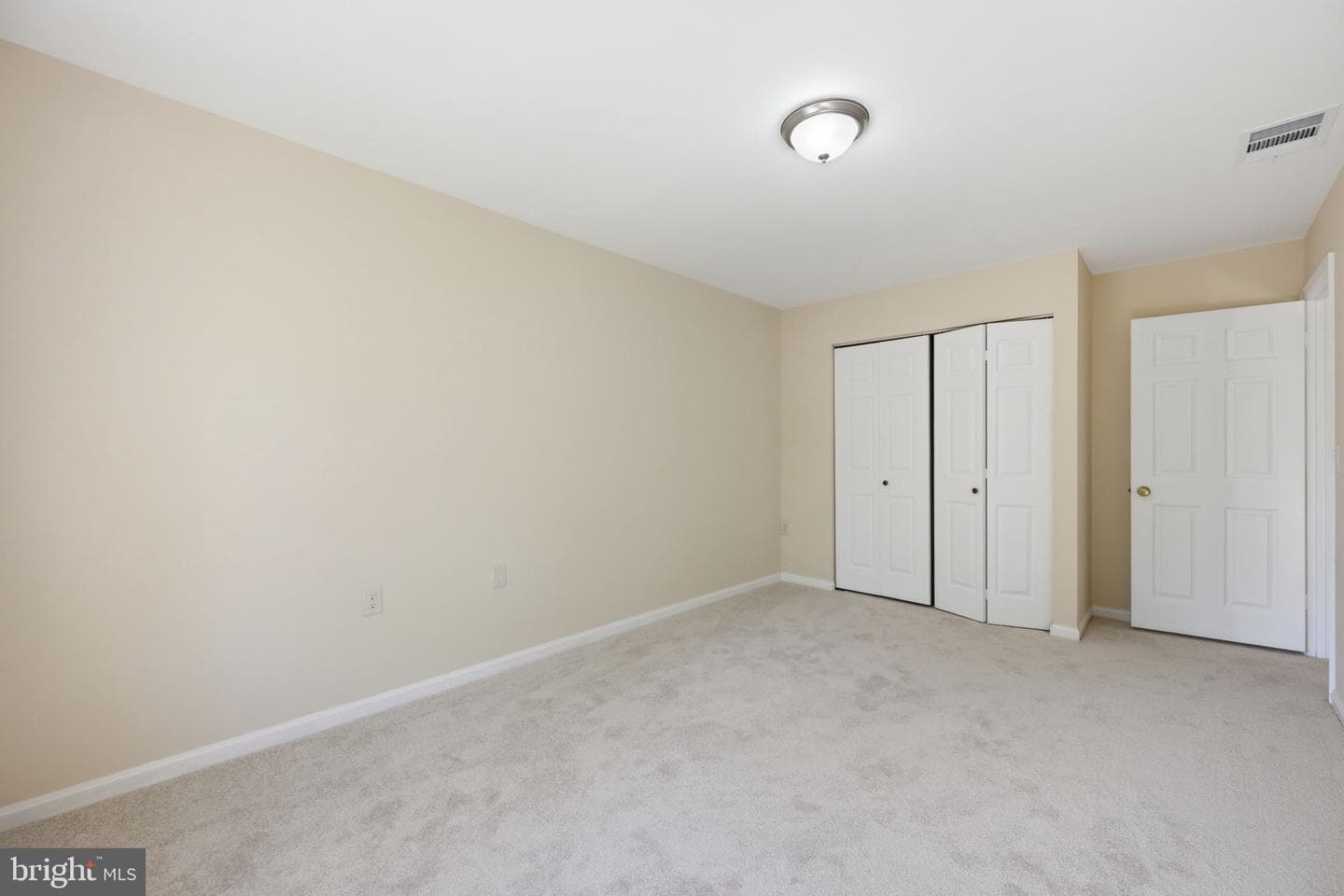 9045 N Laurel Road #k photo 20
