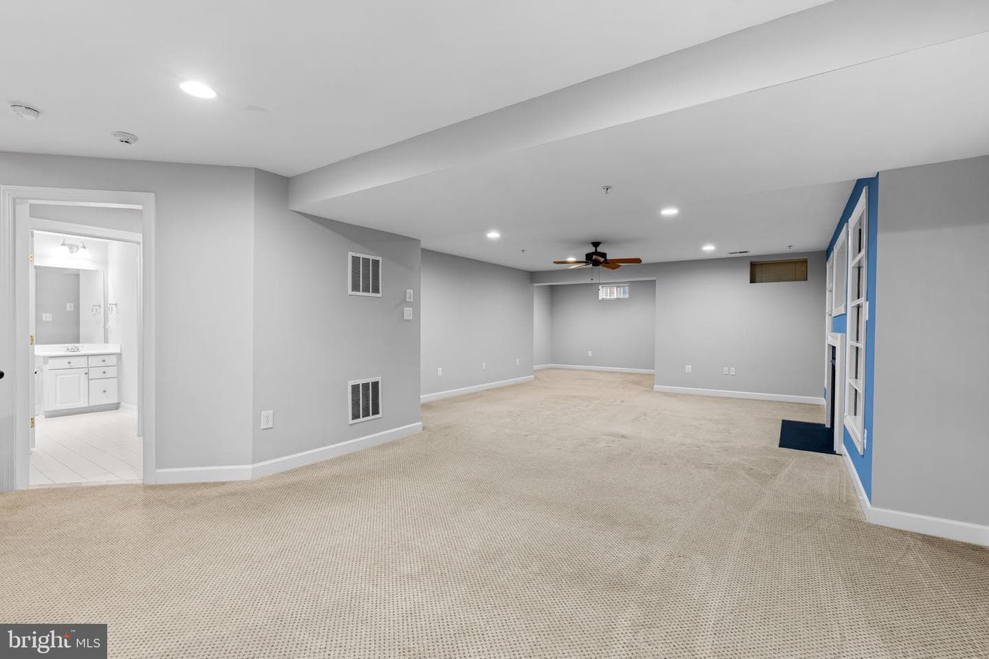 3035 Homeland Way #114 photo 34