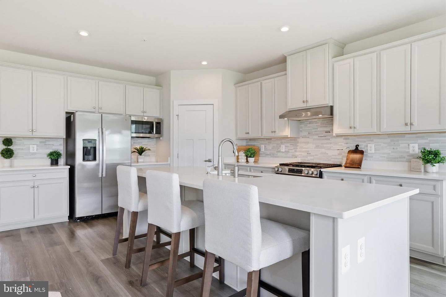 7534 Declan Rd photo 6
