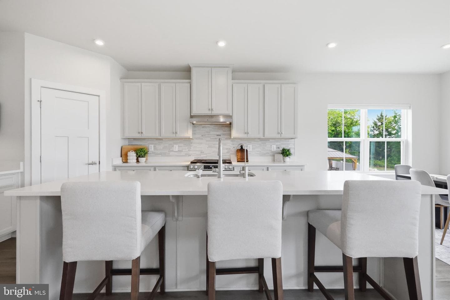 7534 Declan Rd photo 7