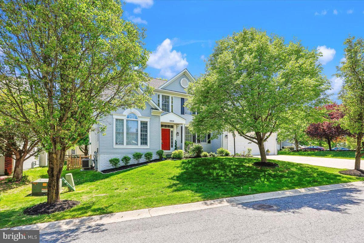 9909 Midsummer Snow Lane photo 1