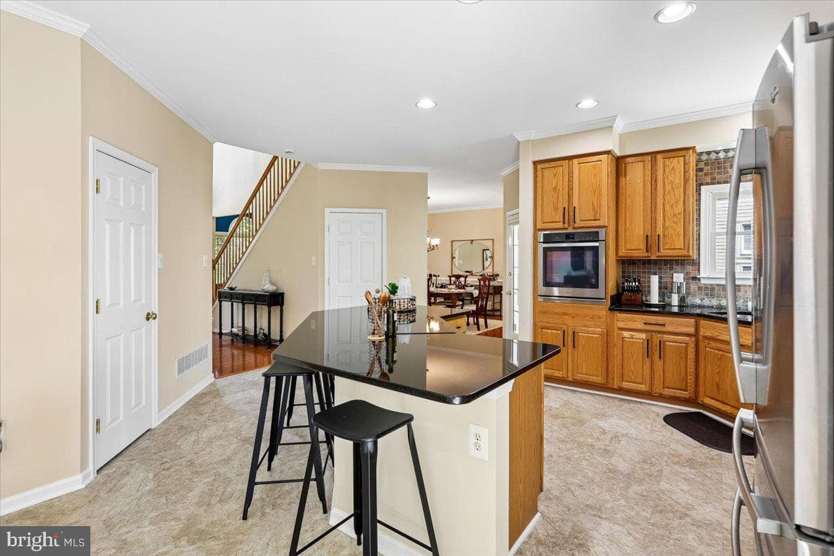 9909 Midsummer Snow Lane photo 14