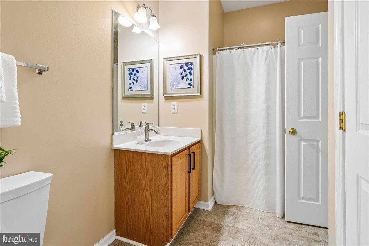 9909 Midsummer Snow Lane photo 25