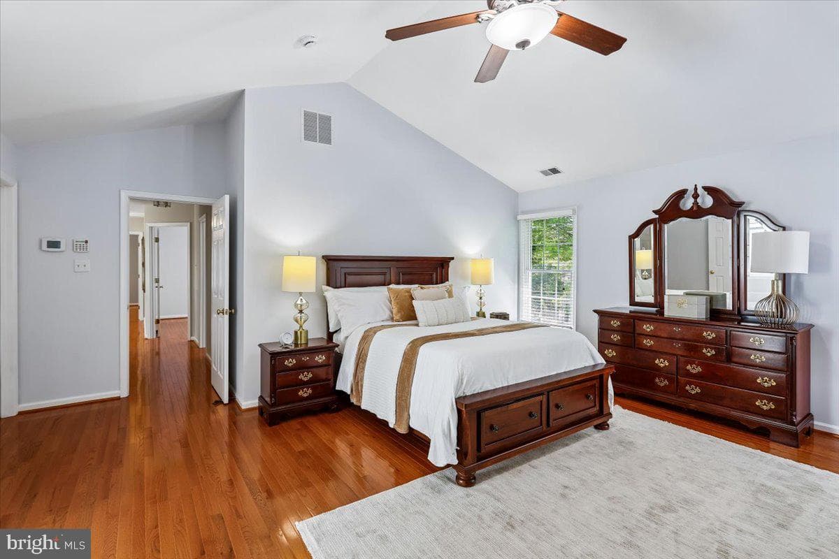 9909 Midsummer Snow Lane photo 29