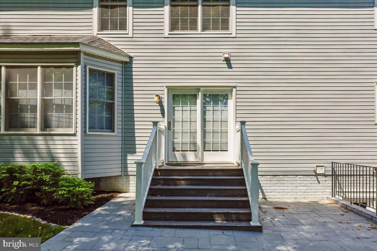 9909 Midsummer Snow Lane photo 68