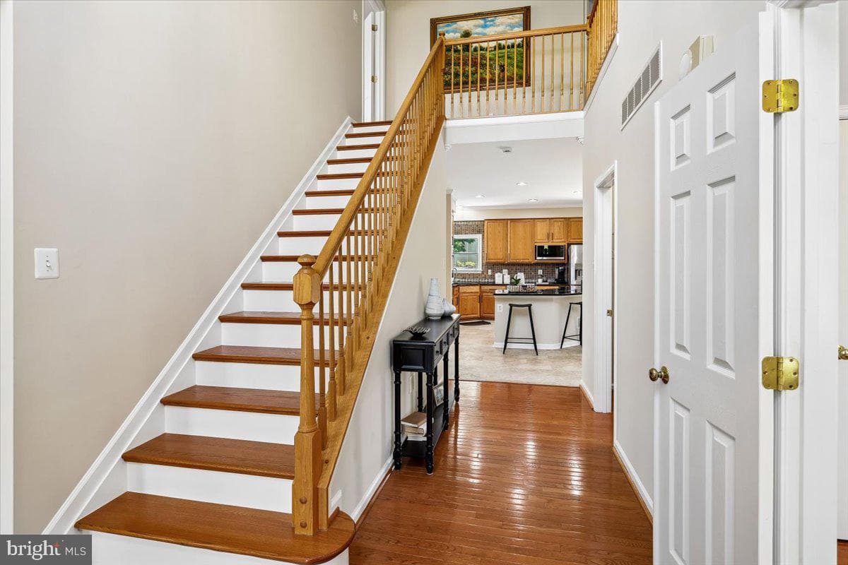 9909 Midsummer Snow Lane photo 7