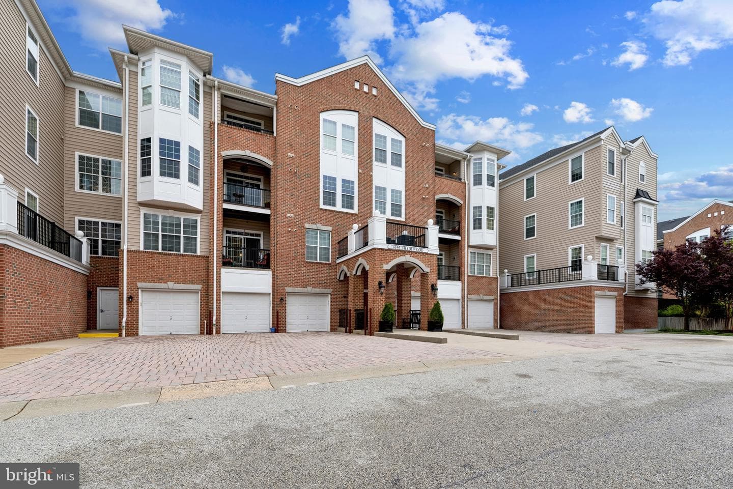 6155 Shadywood Road #401