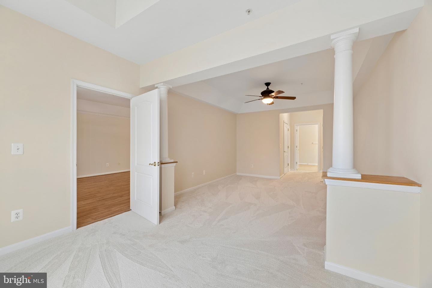 6155 Shadywood Road #401 photo 17