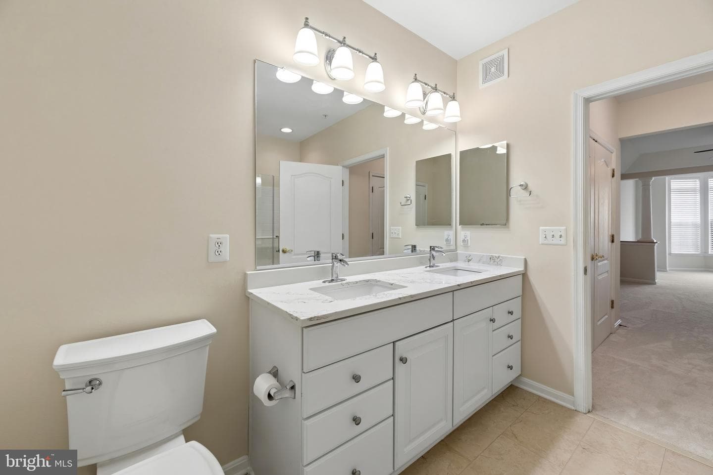 6155 Shadywood Road #401 photo 23