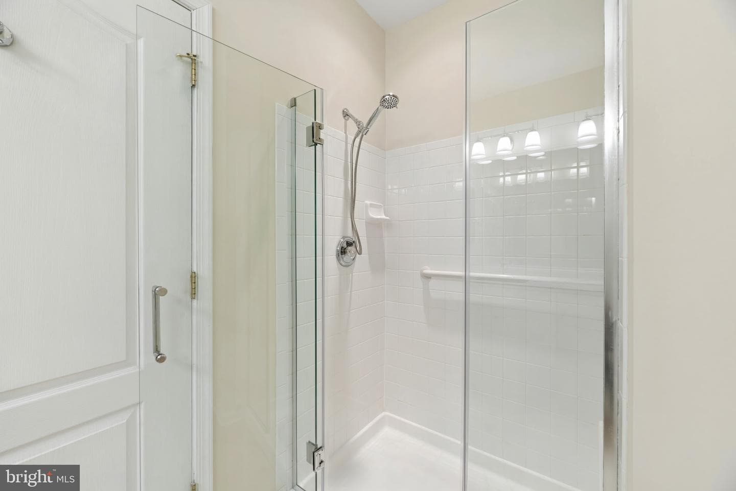 6155 Shadywood Road #401 photo 24