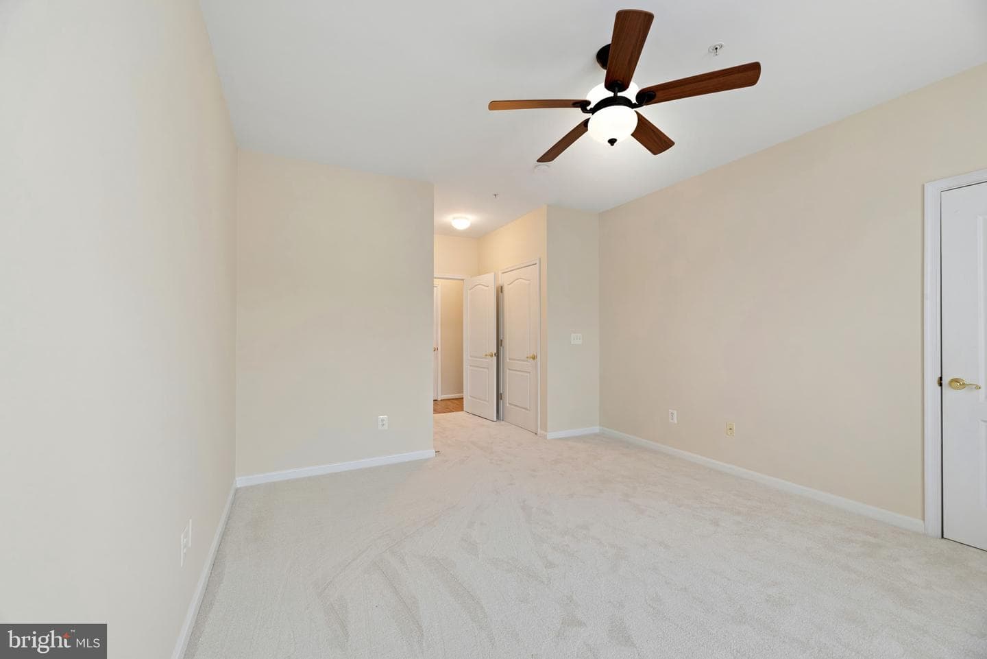 6155 Shadywood Road #401 photo 28