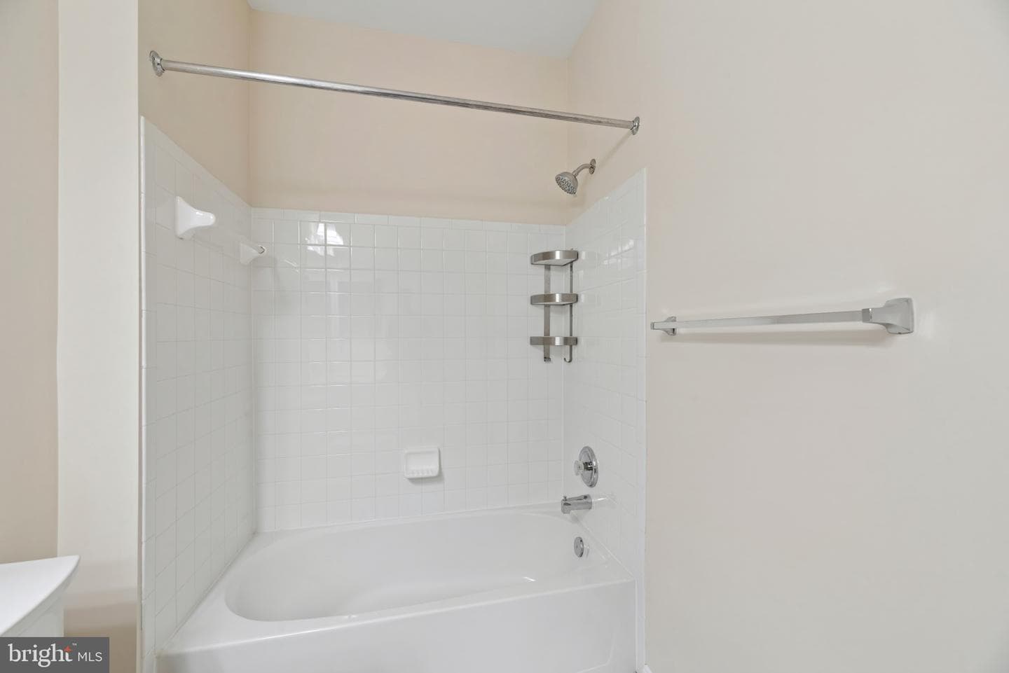 6155 Shadywood Road #401 photo 33