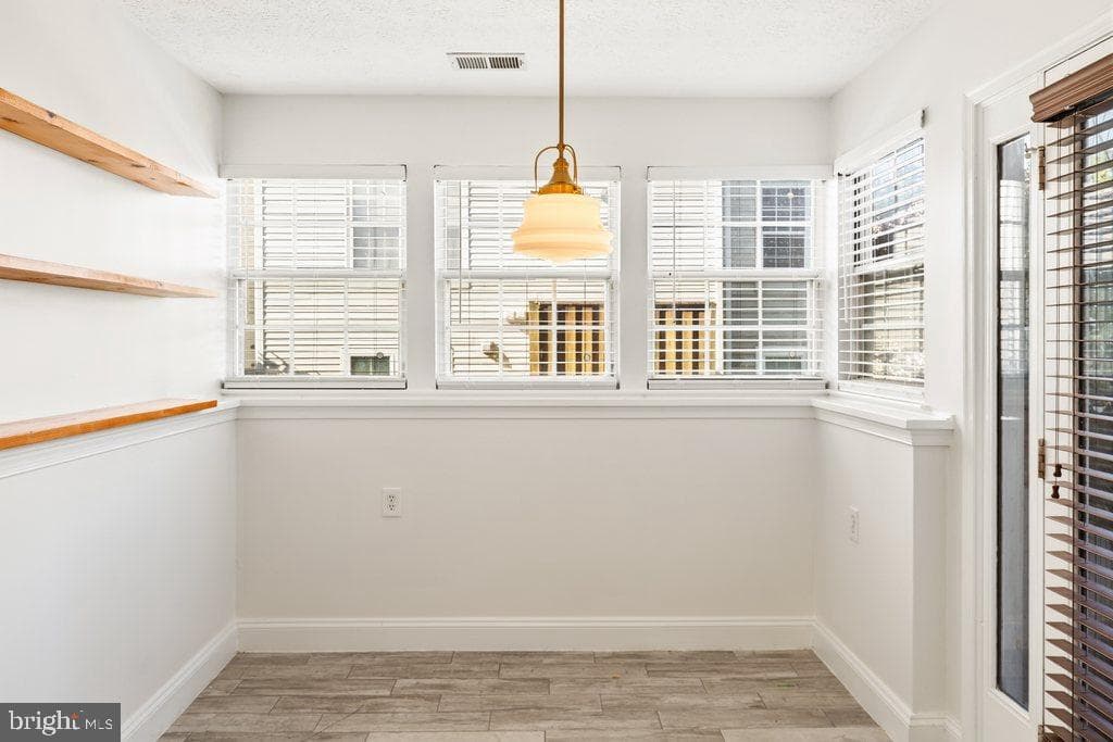 6205 Sandpiper Court #202 photo 15