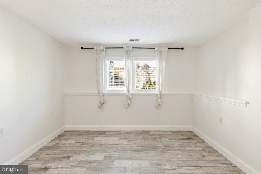 6205 Sandpiper Court #202 photo 22