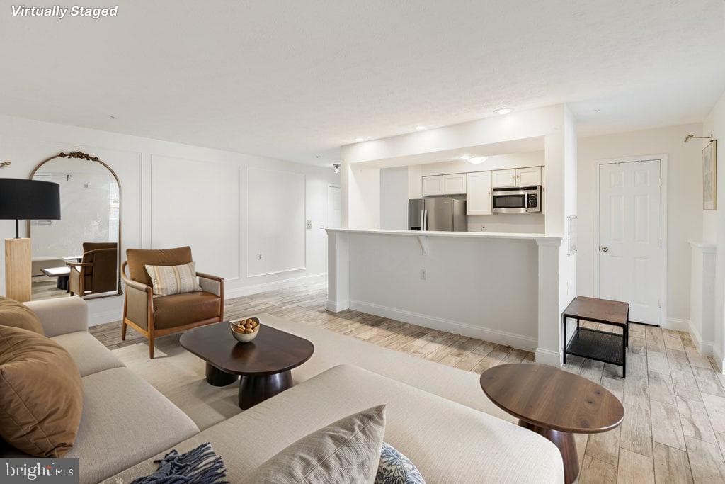 6205 Sandpiper Court #202 photo 7