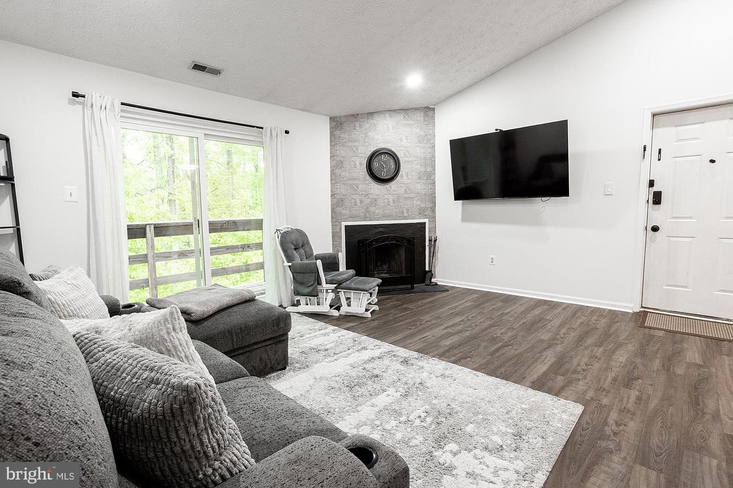 11430 Little Patuxent Parkway #807 photo 4