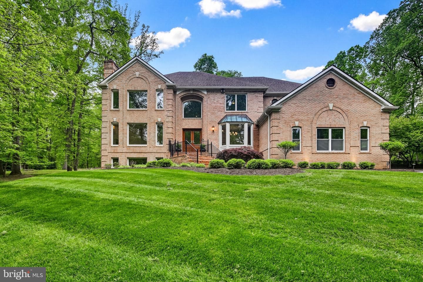 4290 Buckskin Lake Drive W photo 1