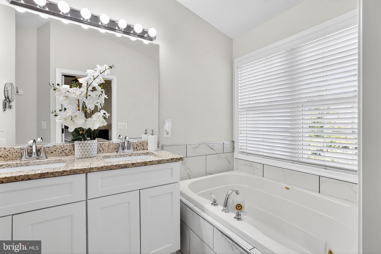 4861 Lee Hollow Place photo 44