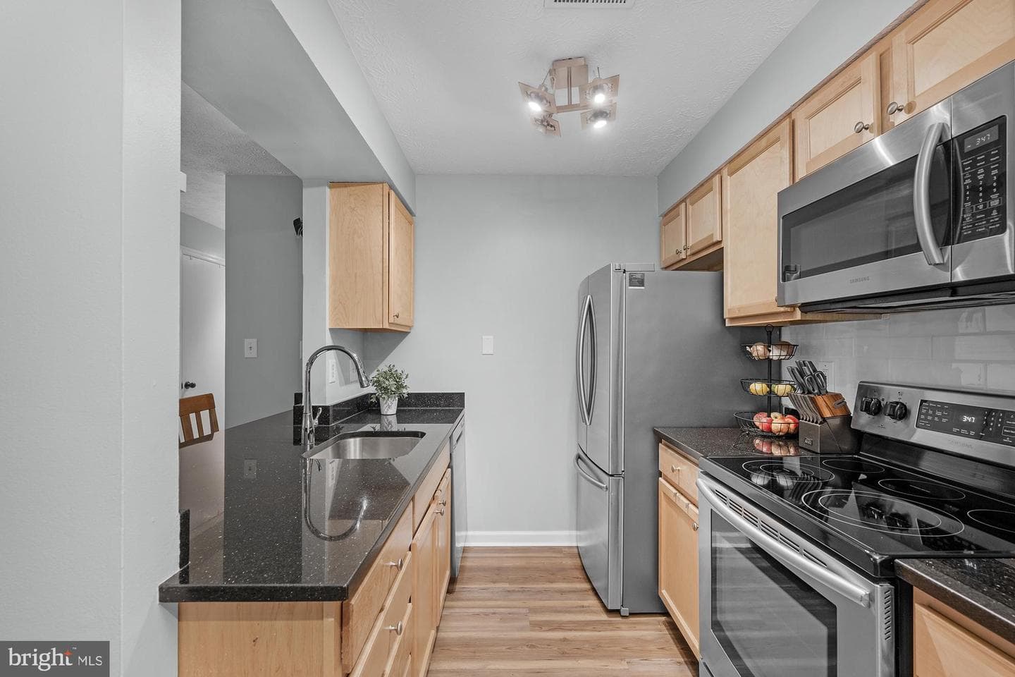 6420 Green Field Road #802 photo 10