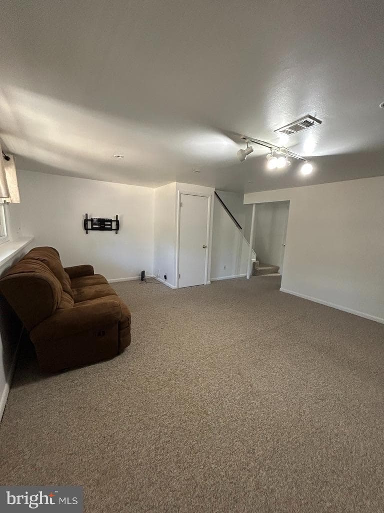 9560 Glen Oaks Lane photo 11