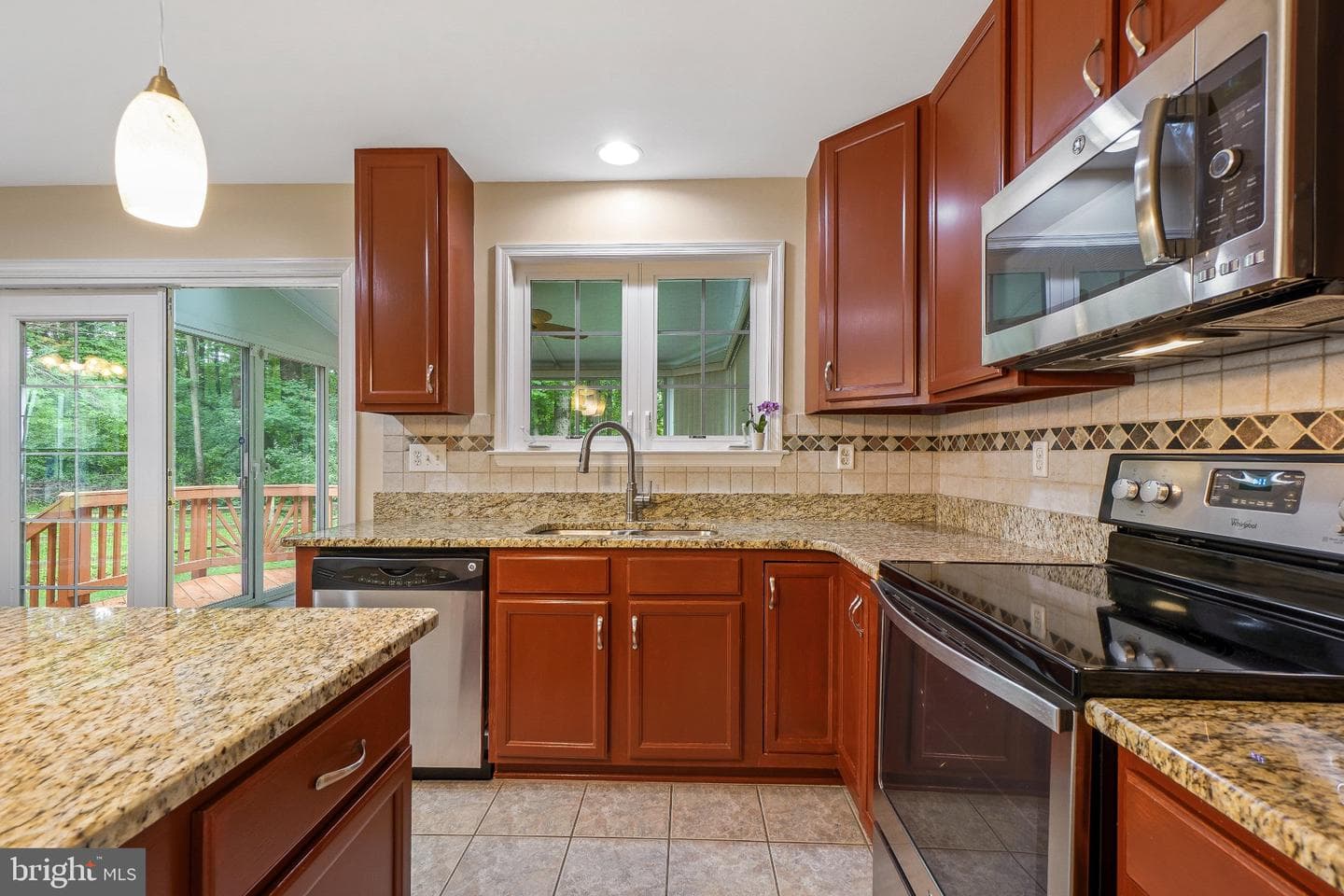 6217 Lilac Bush Lane photo 12