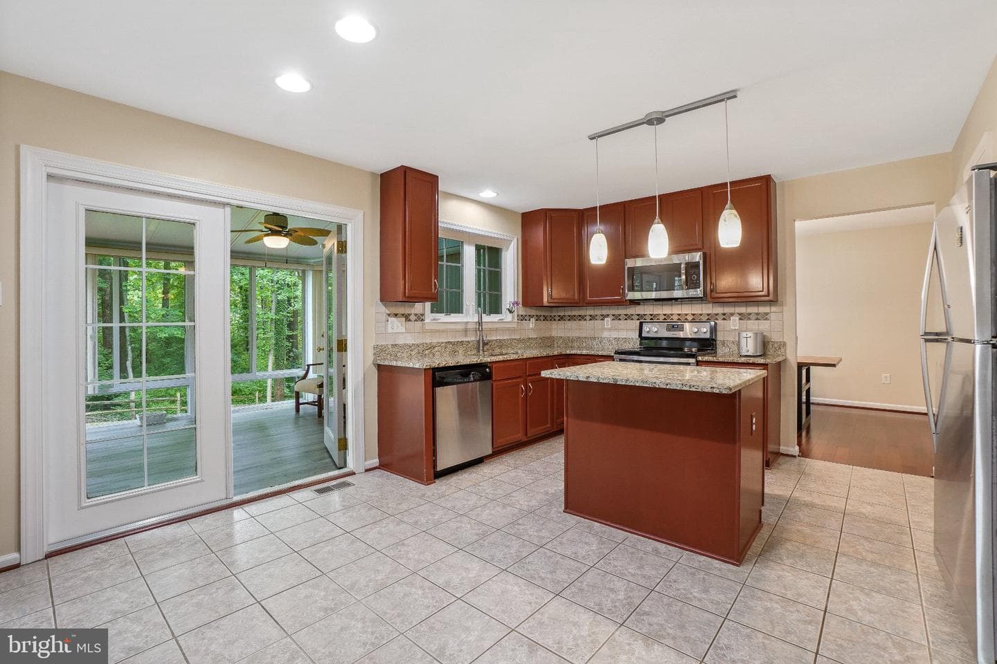 6217 Lilac Bush Lane photo 13