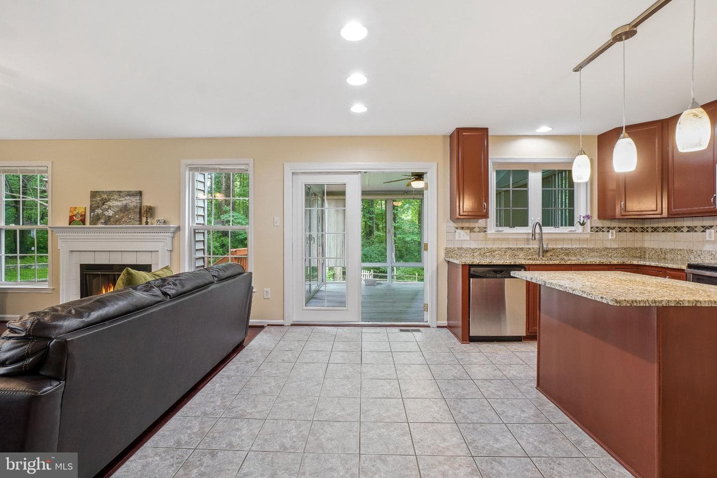 6217 Lilac Bush Lane photo 14