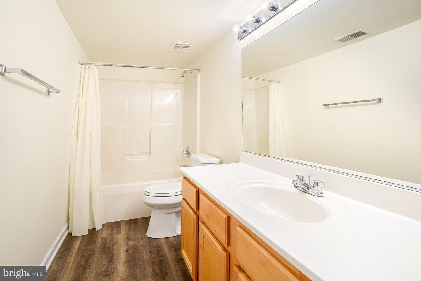 6217 Lilac Bush Lane photo 28