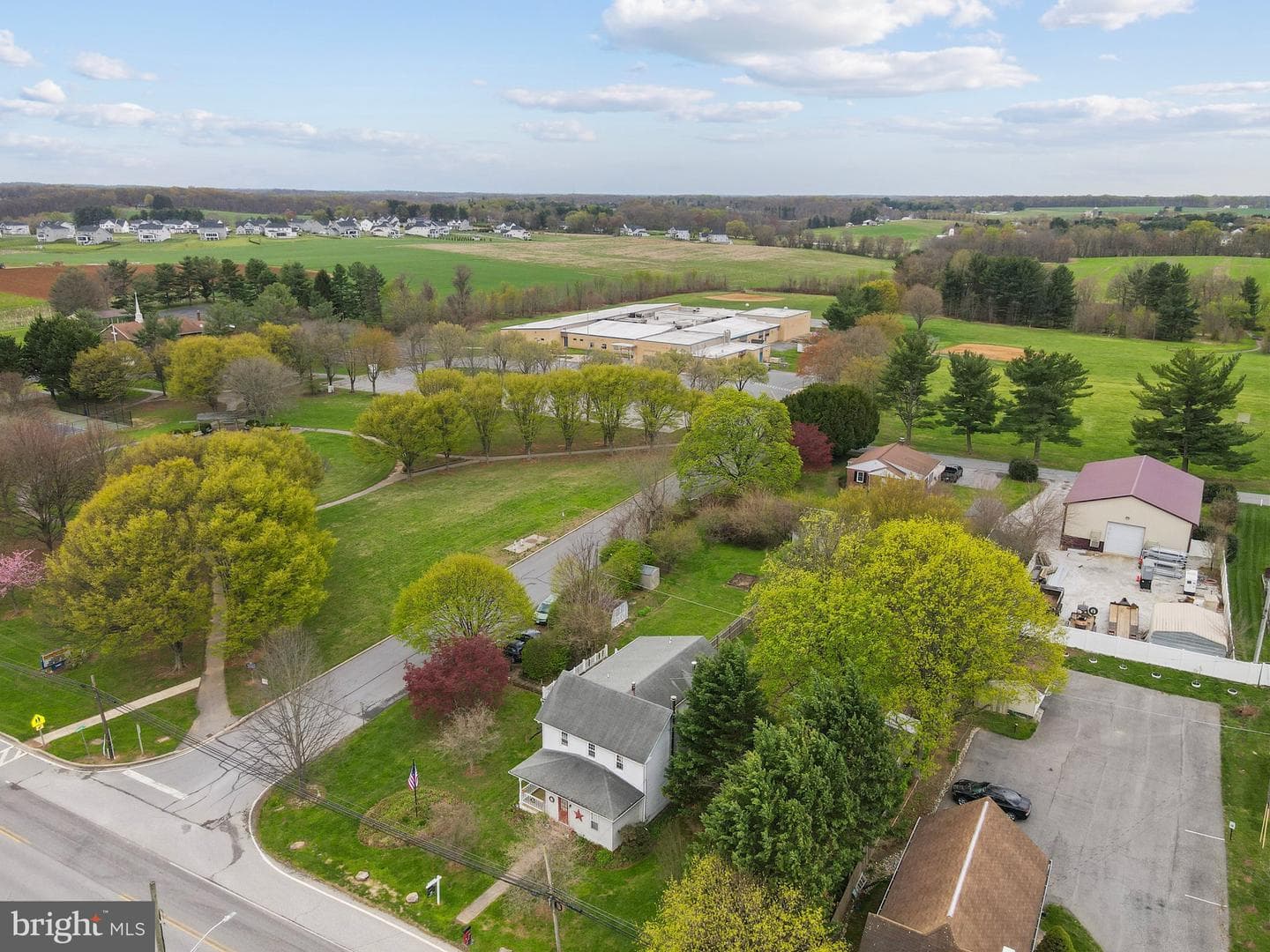 15921 Frederick Road photo 34