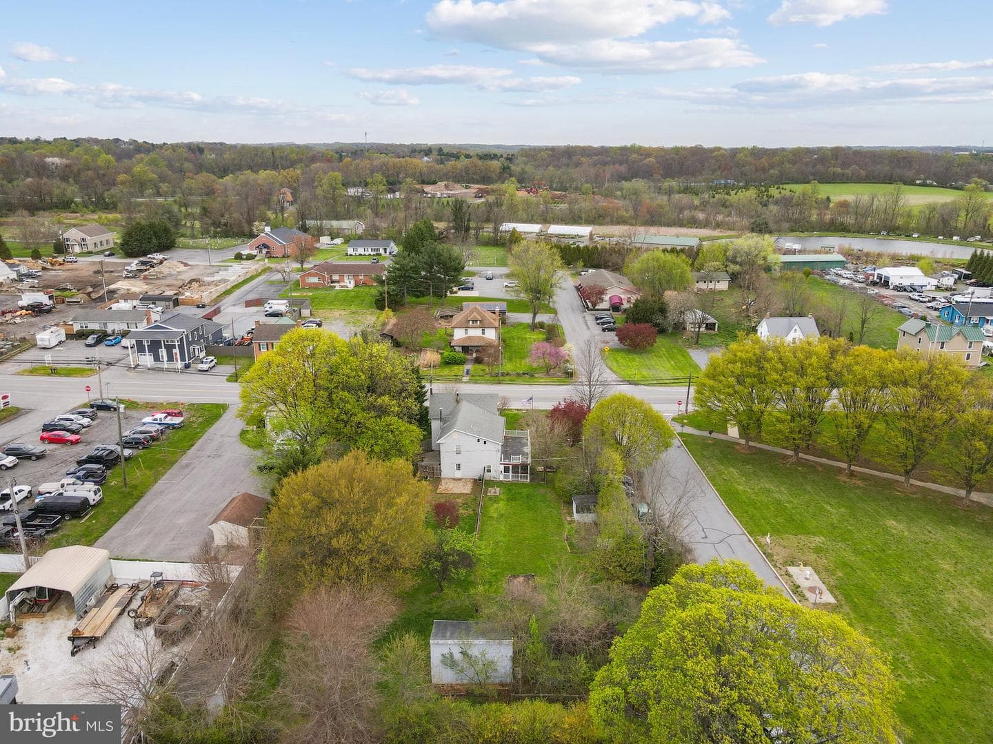 15921 Frederick Road photo 35