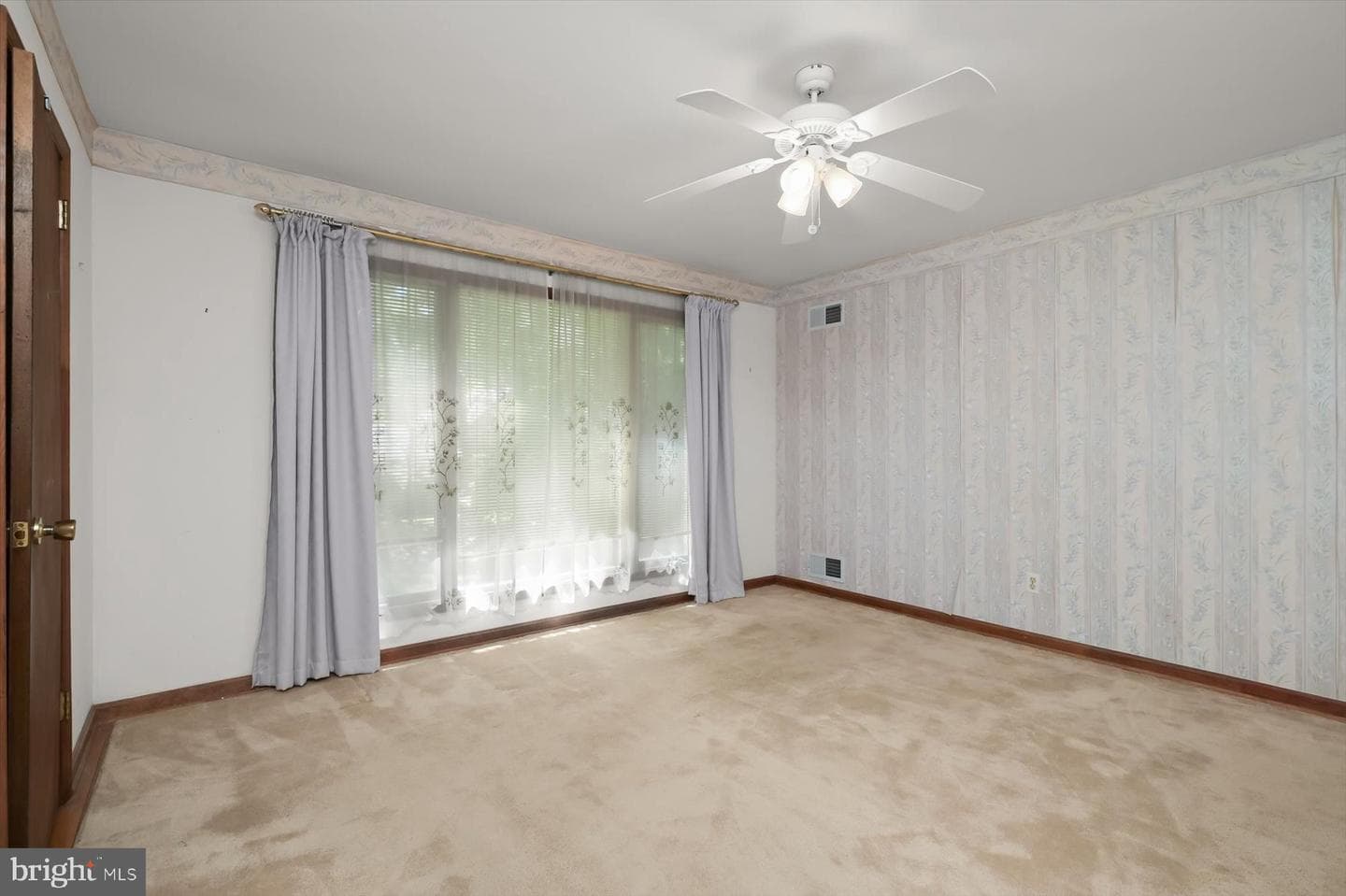 13922 Wayside Drive photo 34
