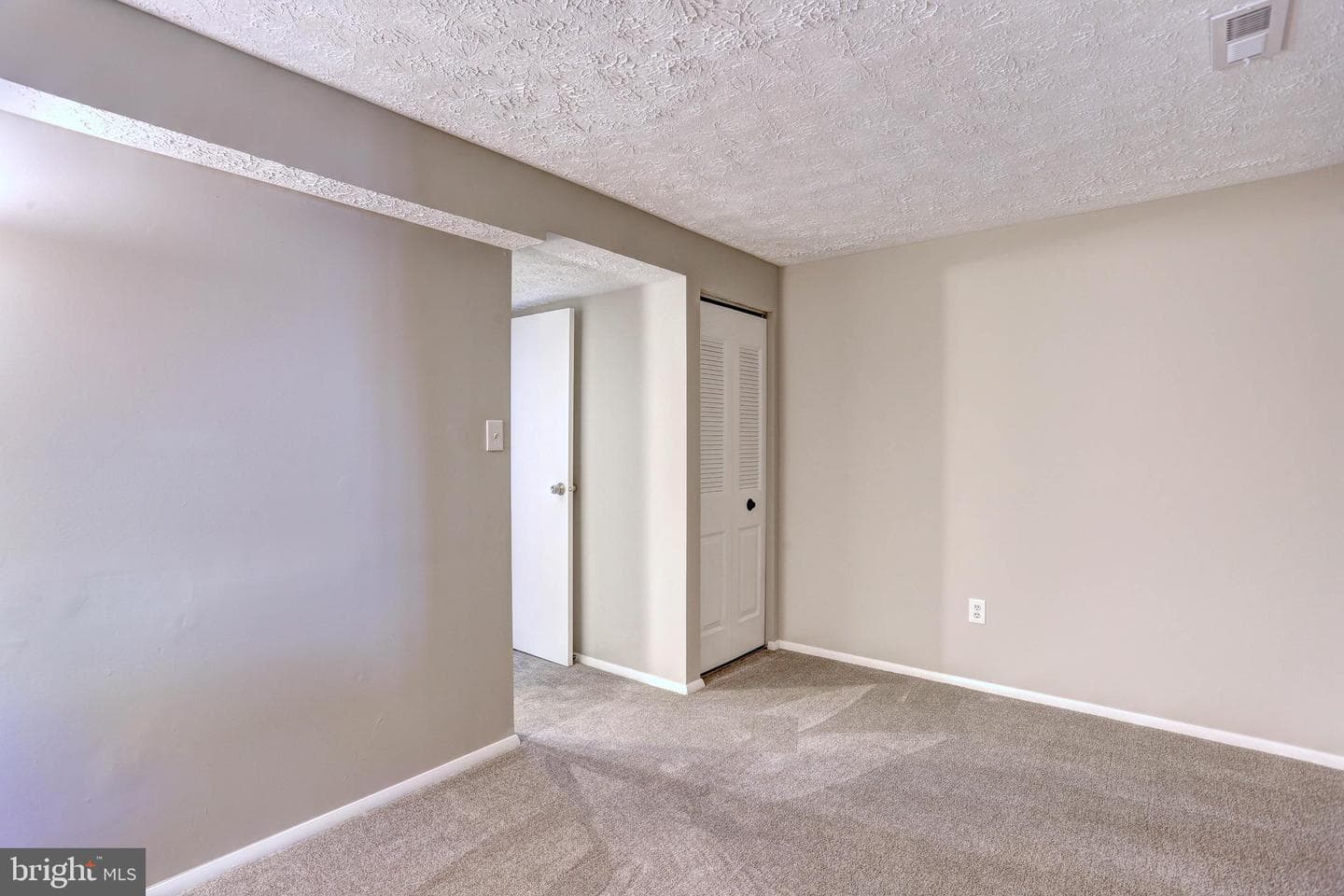 5953 Rowanberry Drive #8 B photo 24